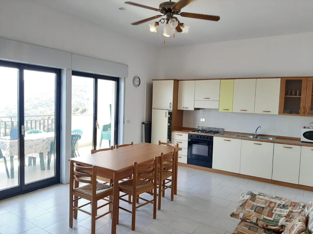 Апартаменты Casa Vacanze Andreana Летоянни Экстерьер фото