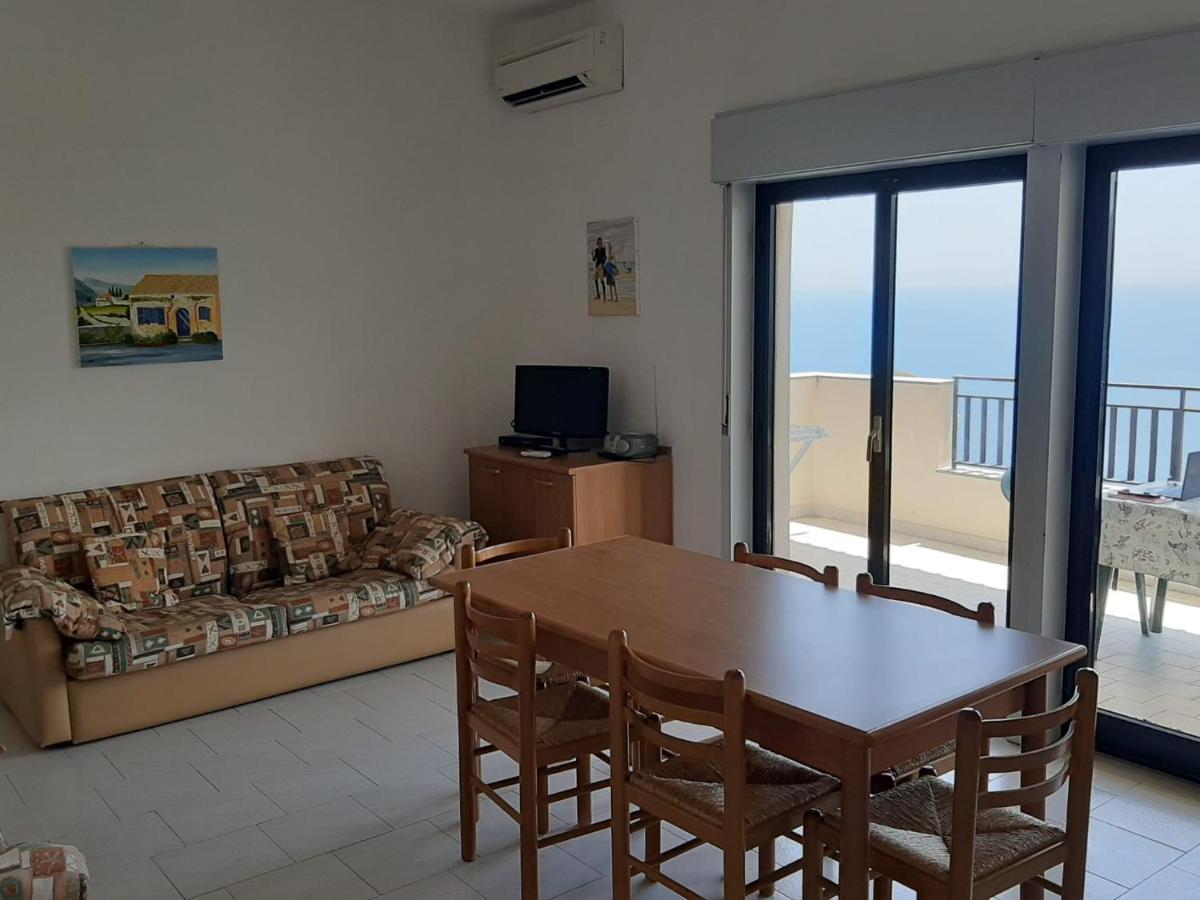 Апартаменты Casa Vacanze Andreana Летоянни Экстерьер фото